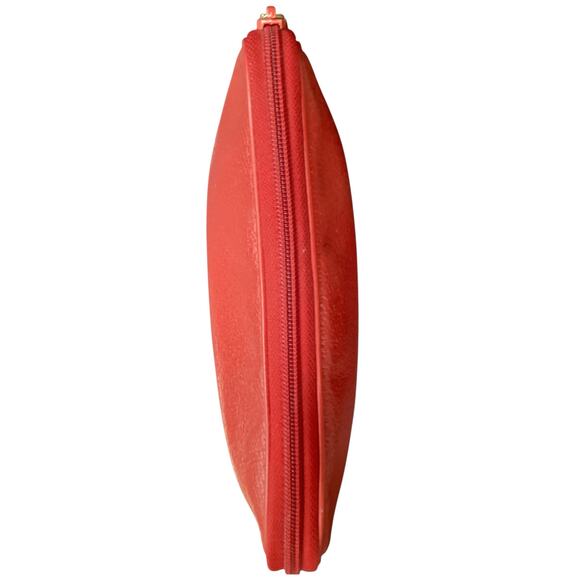 Vintage Gucci Cosmetic Bag Women’s One Size Leather Gold Tone GG Red Gorgeous! - Picture 6 of 9